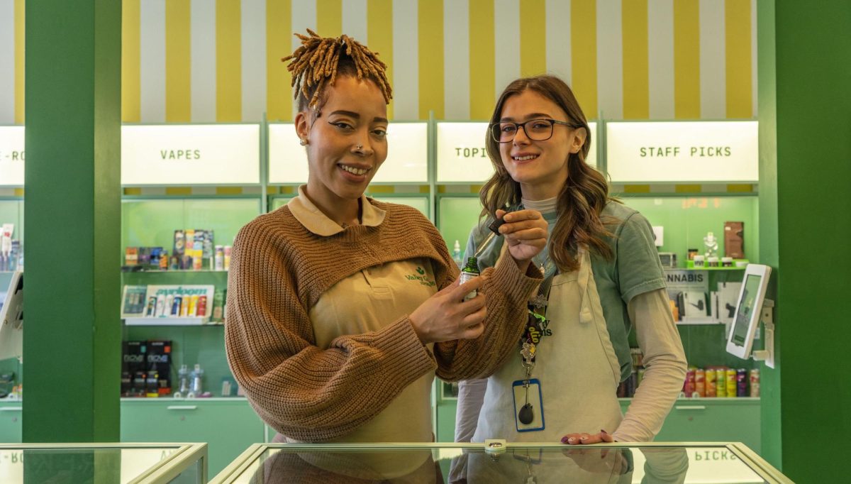 Amber Dominique Lewis (left) and Jess Langlitz are "Science Guys" at Valley Greens.