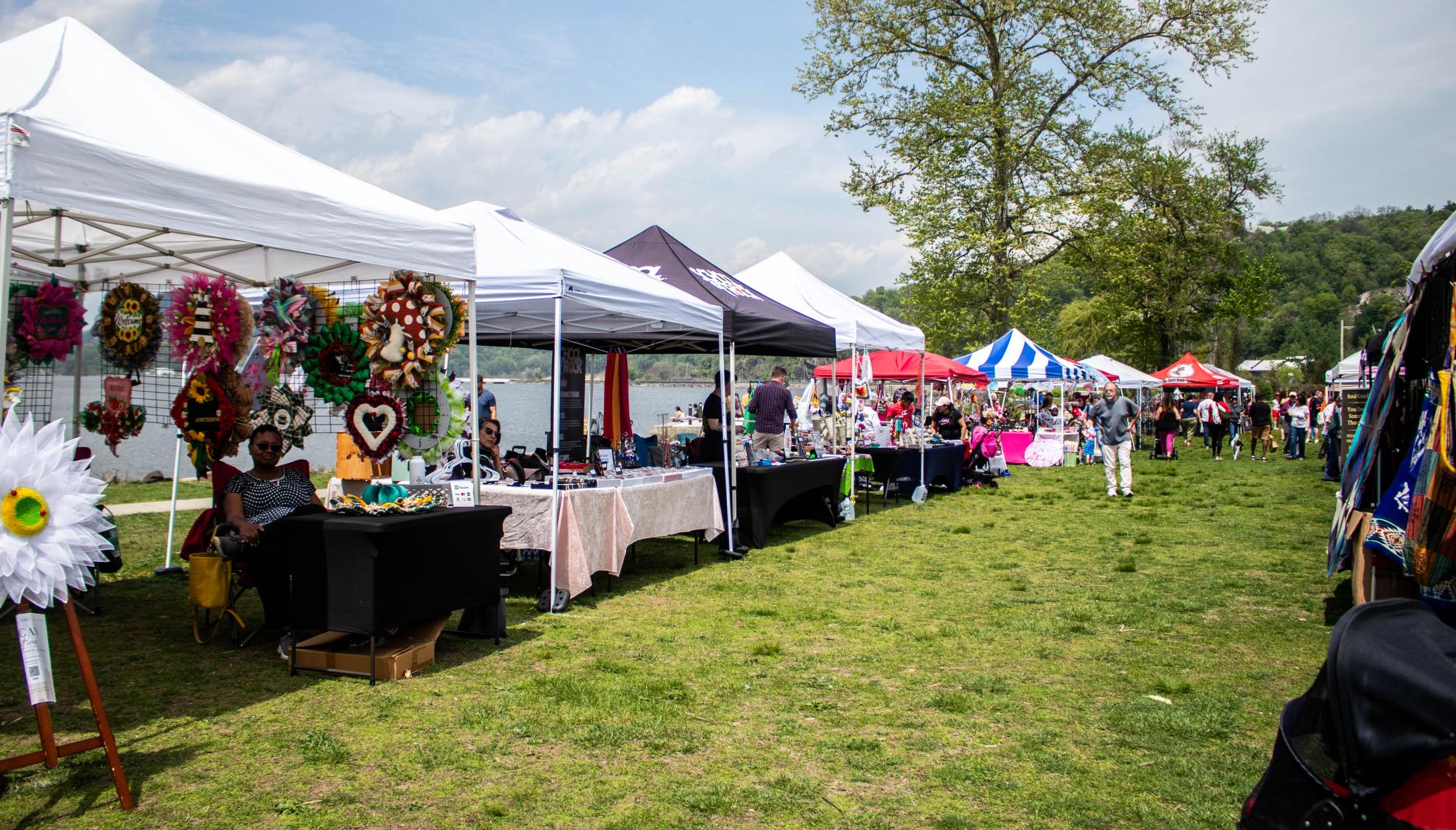 Picture This on a Single Saturday: Cinco de Mayo, Cherry Blossoms, May Day Rally