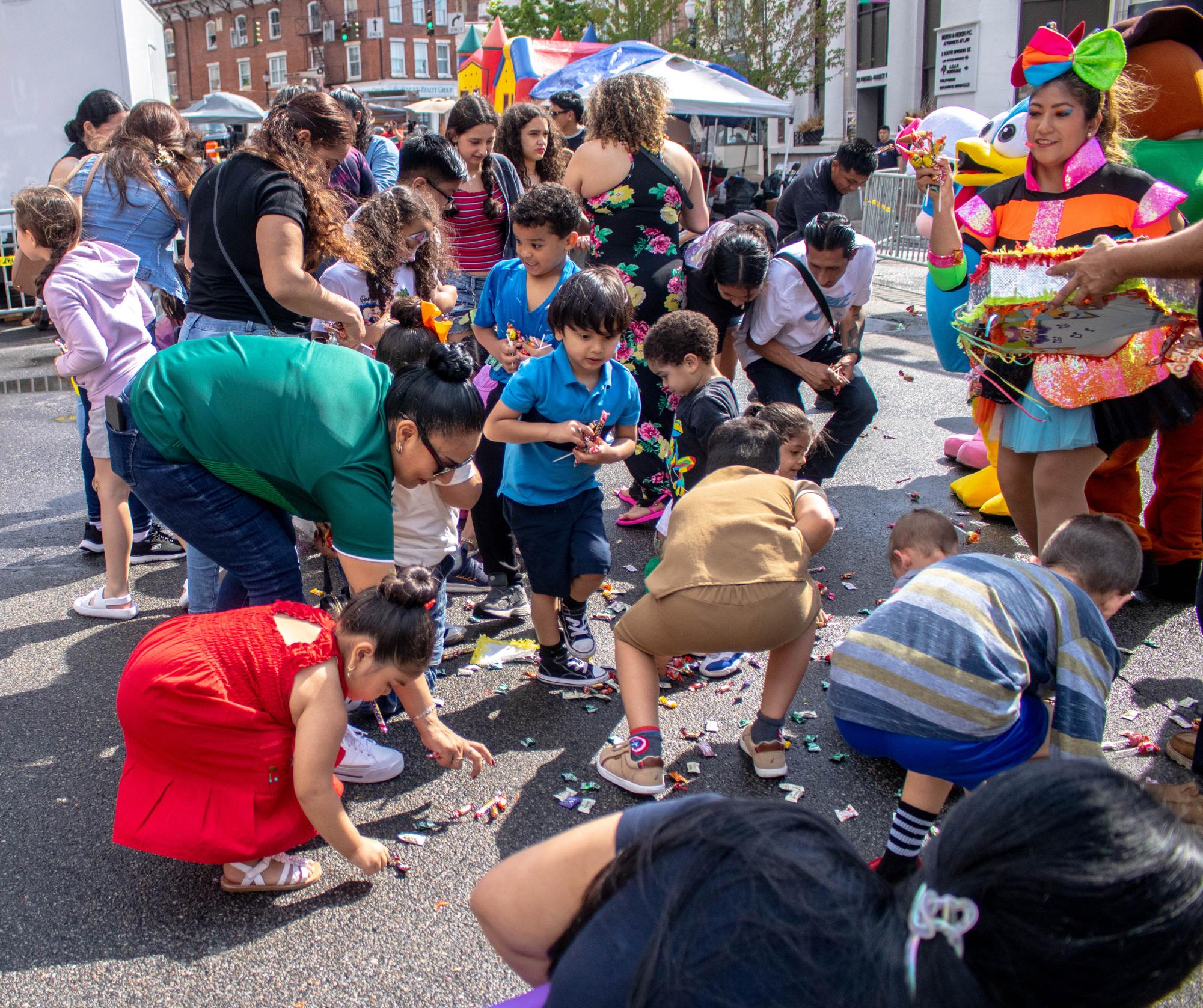 Picture This on a Single Saturday: Cinco de Mayo, Cherry Blossoms, May Day Rally