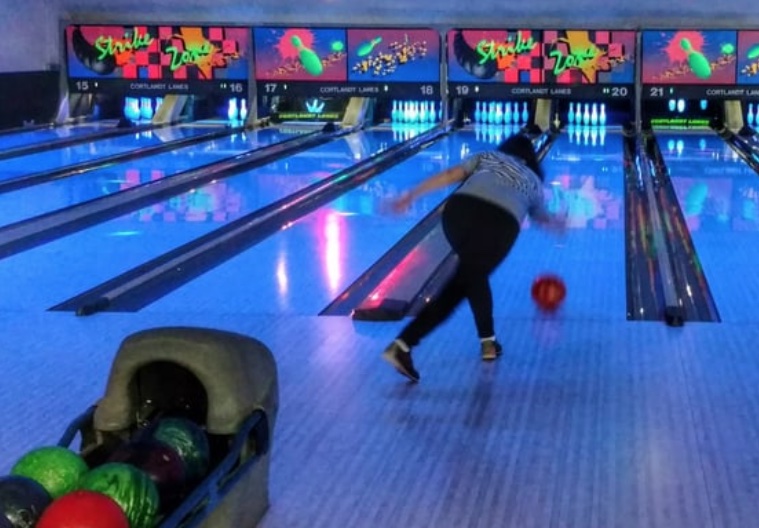 Cortlandt Lanes hosts fall and summer leagues and runs many programs that include Moonlight Special, Pizza & Brew Special and Family Night Special.
