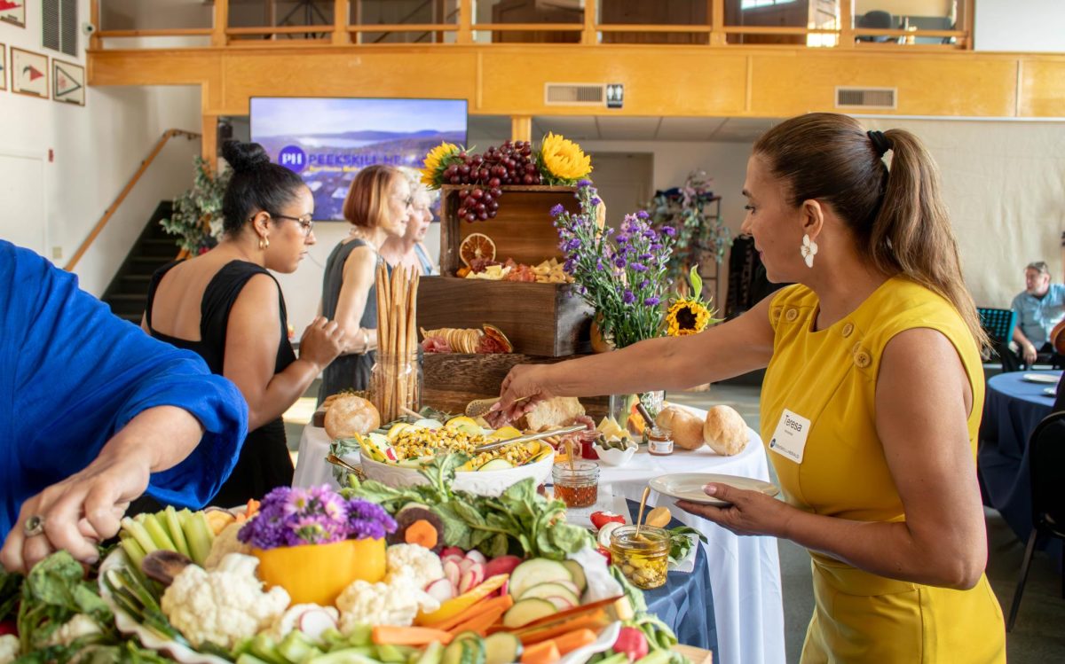 Residents and business owners helped the Herald celebrate its 4th anniversary last week at the Peekskill Yacht Club. 