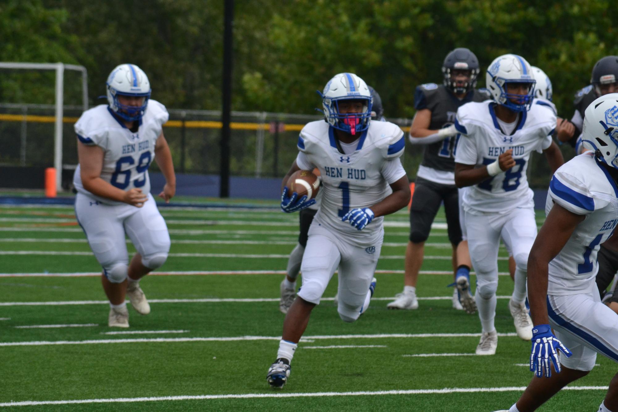 Covering September 5-11, 2025 > Boys Soccer, Girls Soccer, Football, Girls Volleyball, Field Hockey, Girls Swimming, Cross Country, Girls Tennis, College