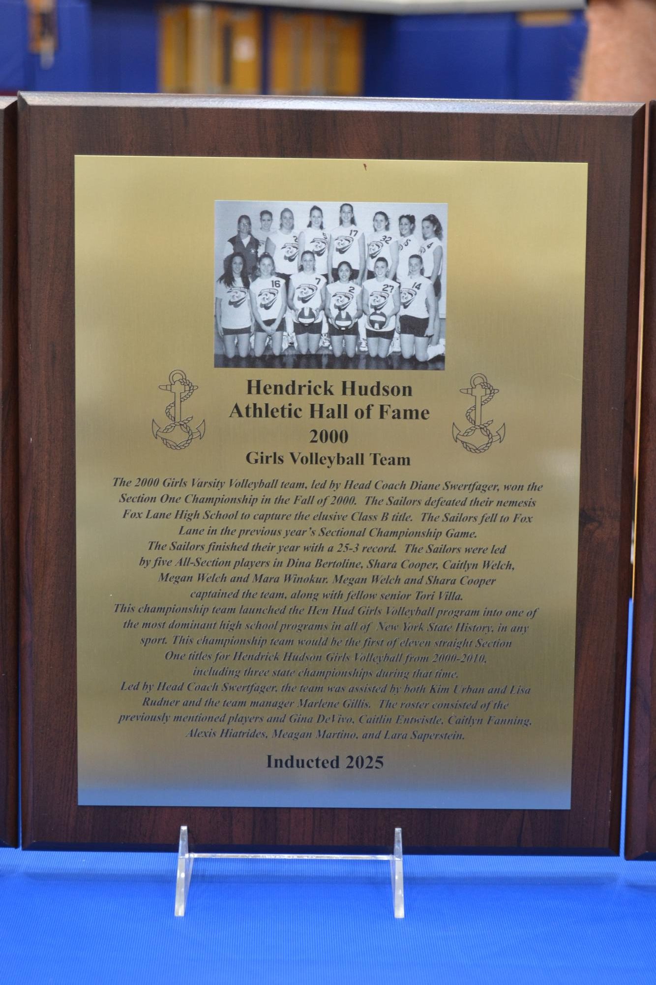 Seven athletes and teams spanning five decades inducted during homecoming weekend ceremony