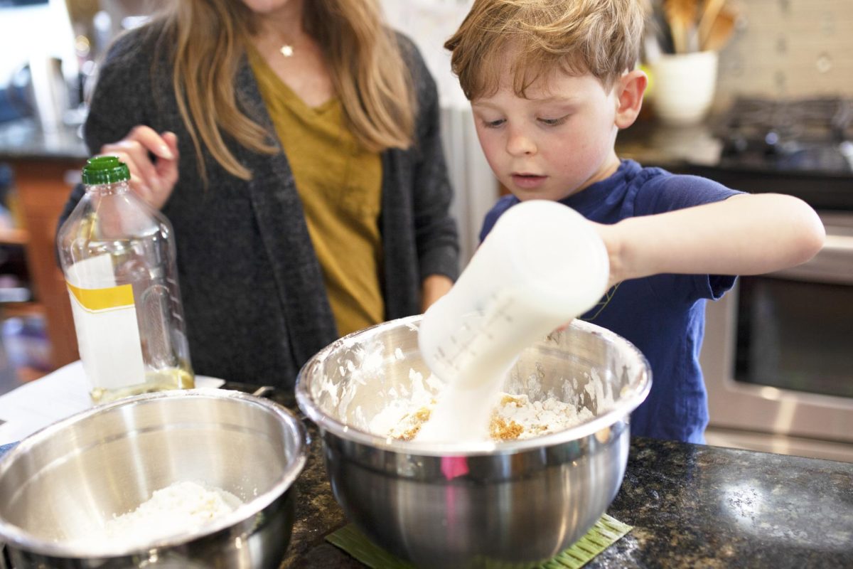 Children will participate in hands-on cheesemaking activities as part of a Shavuot educational celebration at First Hebrew Congregation. (Freepik)
