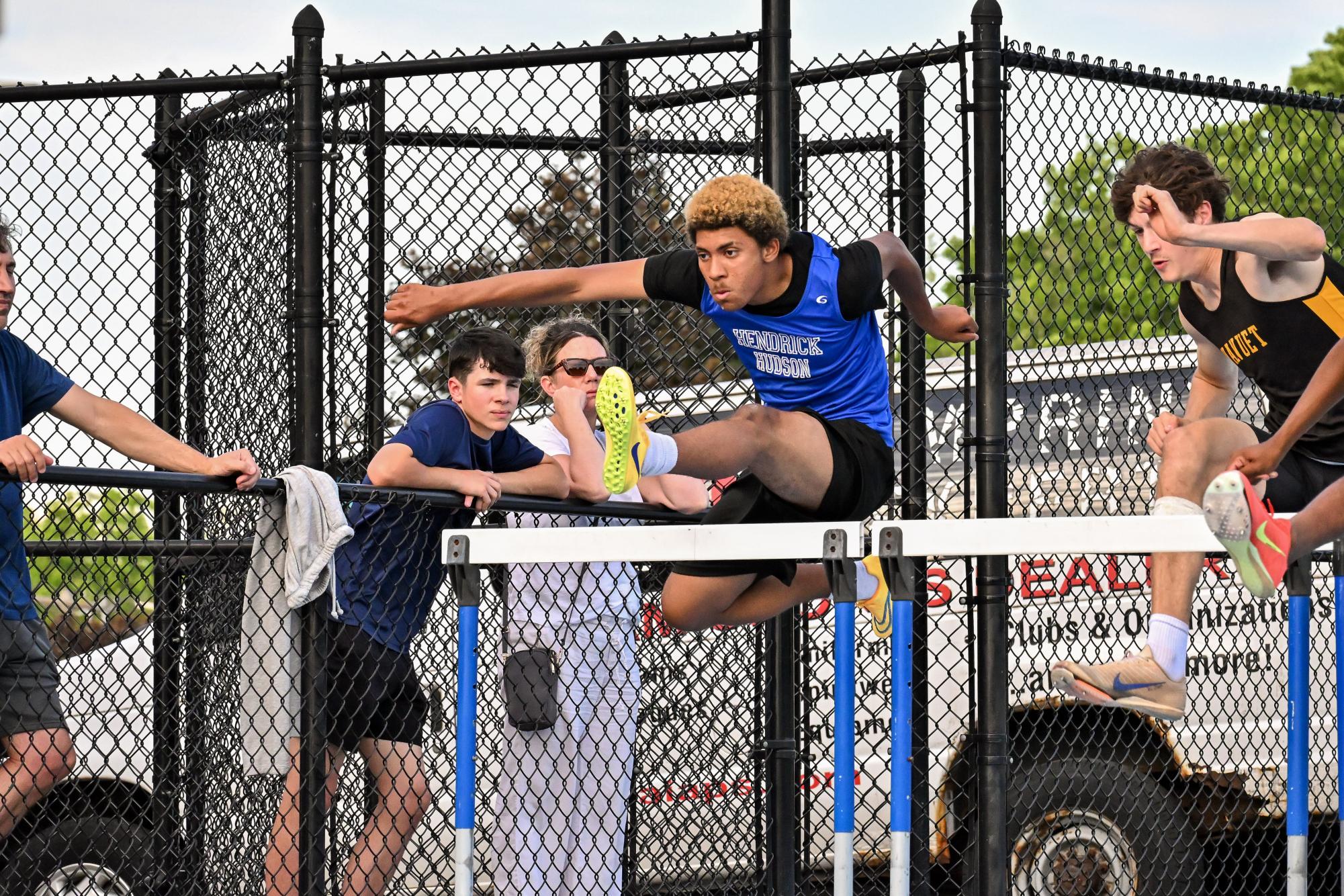 Sophia Savatgy and Oona McManus lead Sailors with standout victories, while Peekskill’s Amanda Nelson posts fourth-place finish