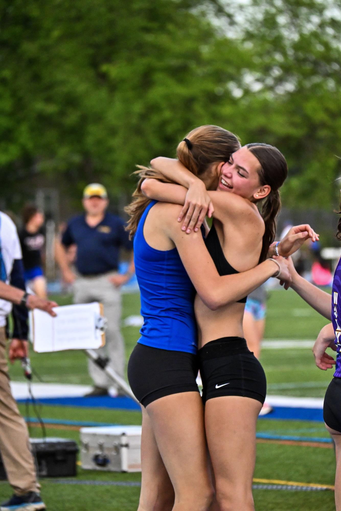 Sophia Savatgy and Oona McManus lead Sailors with standout victories, while Peekskill’s Amanda Nelson posts fourth-place finish